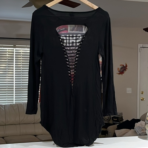 FASHION Allover Print Sexy High Low Cutout Shredded Back Long Sleeve Tee Size M - Picture 3 of 6